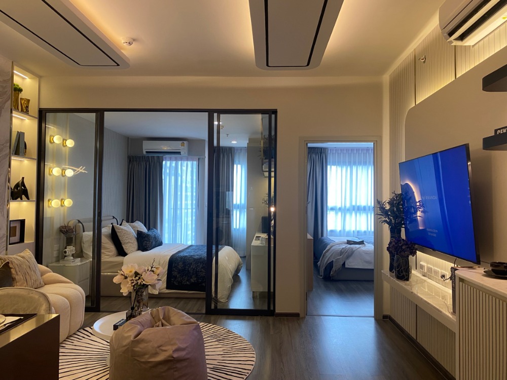 Sale DownCondoSiam Paragon ,Chulalongkorn,Samyan : Raises project closing price Condo near Chula, 2 large bedrooms, 58 sq m. IDEO Chula Samyan, near MRT, only 8.99 million baht. Call 0845546165.