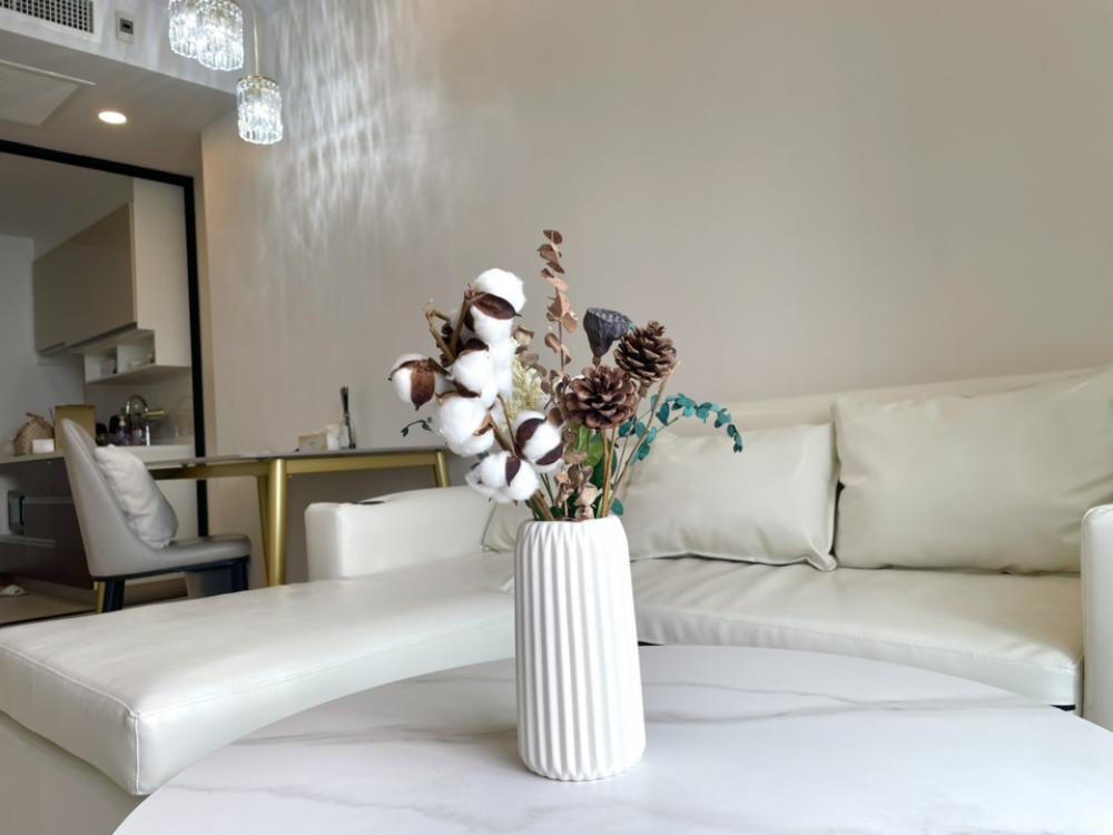 For SaleCondoWongwianyai, Charoennakor : One bedroom for sale high floor, Not near construction side or BTS