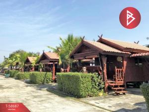 For SaleBusinesses for saleBuri Ram : Hotel for sale, area 3 rai 3 ngan 63 square wah, Huai Rat, Buriram.
