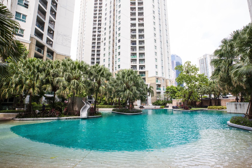 For SaleCondoRama9, Petchburi, RCA : Sale Condo Duplex  Type Pool view Belle Grand Rama 9