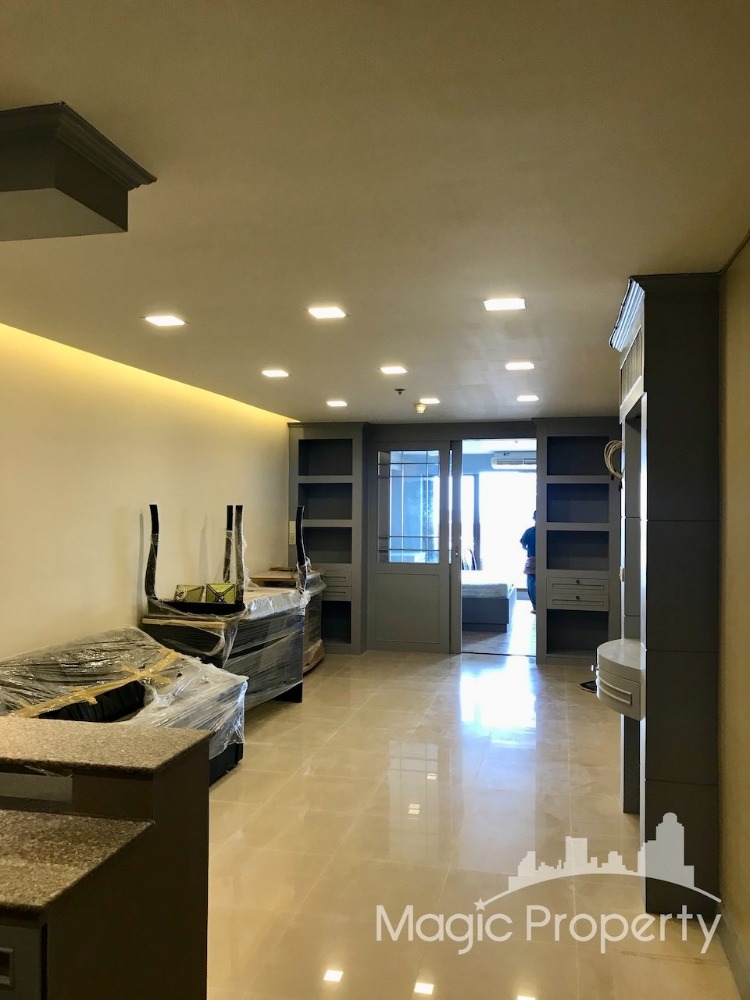 ขายคอนโดสาทร นราธิวาส : ขายคอนโดมิเนียม 1 ห้องนอน ใน สเตท ทาวเวอร์ แขวงสีลม เขตบางรัก กรุงเทพมหานคร