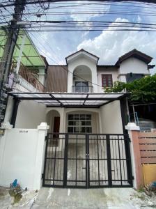 For SaleTownhouseVipawadee, Don Mueang, Lak Si : (New renovated) Townhouse for sale, 2 floors, 16 square wa. Rattanawalai village. Soi Pracha Uthit 17, Don Mueang District, near Don Mueang Airport and the Red Line BTS.