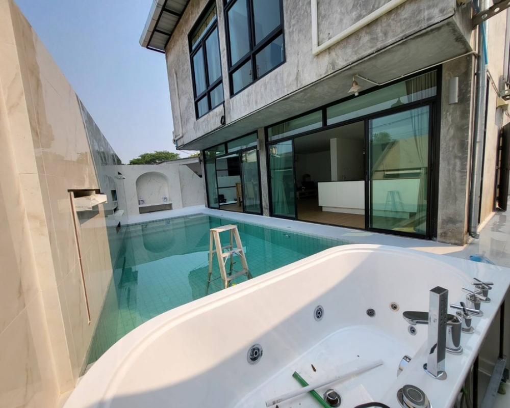 For RentHouseChiang Mai : Pool villa, modern loft style, fully furnished, near Big C Hang Dong, Pa Daet, Chiang Mai