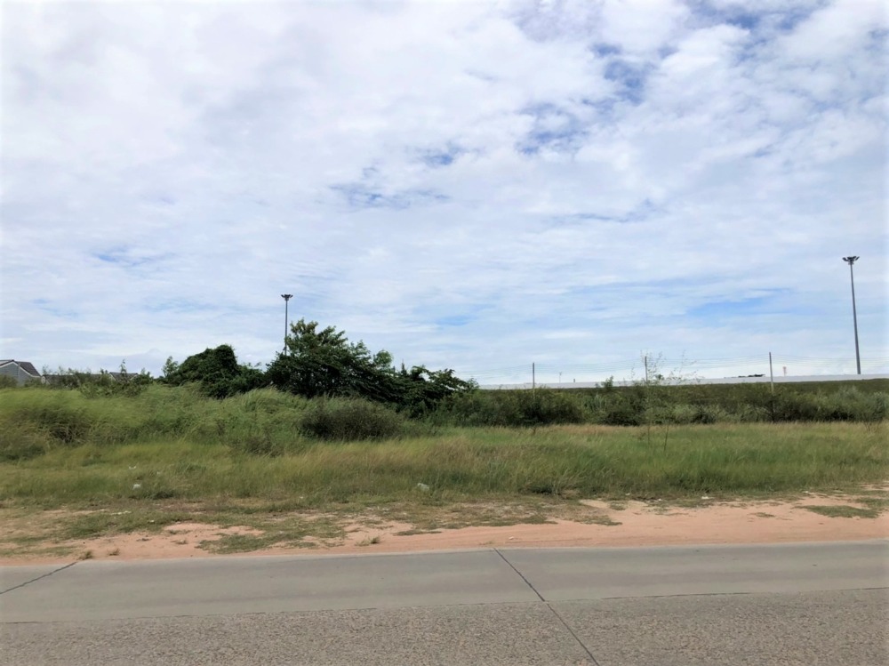 For SaleLandPattaya, Bangsaen, Chonburi : Land for sale in Bang Lamung, Nong Prue, area 1-0-26 rai, vacant land already filled Map Song Road - Boxing Camp Soi Pornprapanimit 7