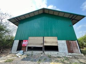 For SaleWarehousePathum Thani,Rangsit, Thammasat : Good price, good location!! Warehouse for sale, Khlong Ha, 90 square meters, near the Provincial Electricity Authority, Khlong Luang
