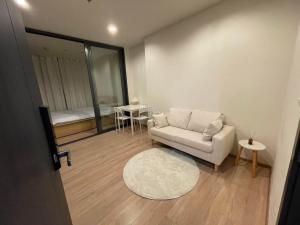 For RentCondoRama9, Petchburi, RCA : 🏙️ Condo for rent, THE BASE GARDEN-Rama 9, 14th floor, size 31.5 sq m.✨