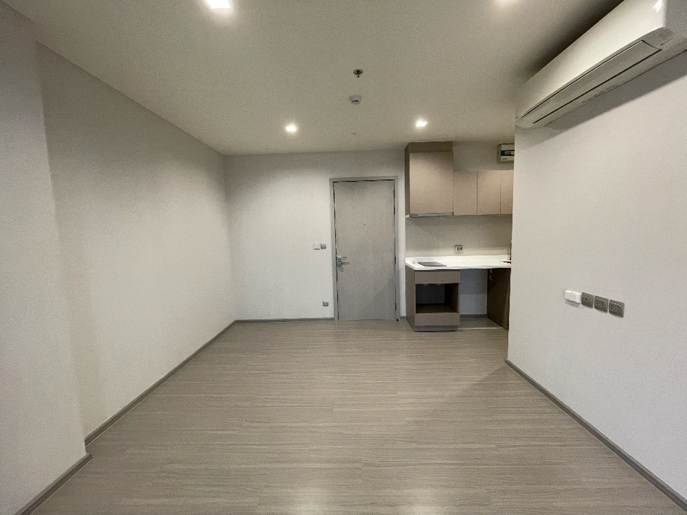 ขายคอนโดอ่อนนุช อุดมสุข : Life Sukhumvit 62, ห้อง 1 Bed 35 ตรม. ใกล้ BTS บางจาก 200 เมตร ห้องใหม่ใกล้เคียงมือ 1 ใกล้ทางขึ้นลงทางด่วน ห้องทิศตะวันออก