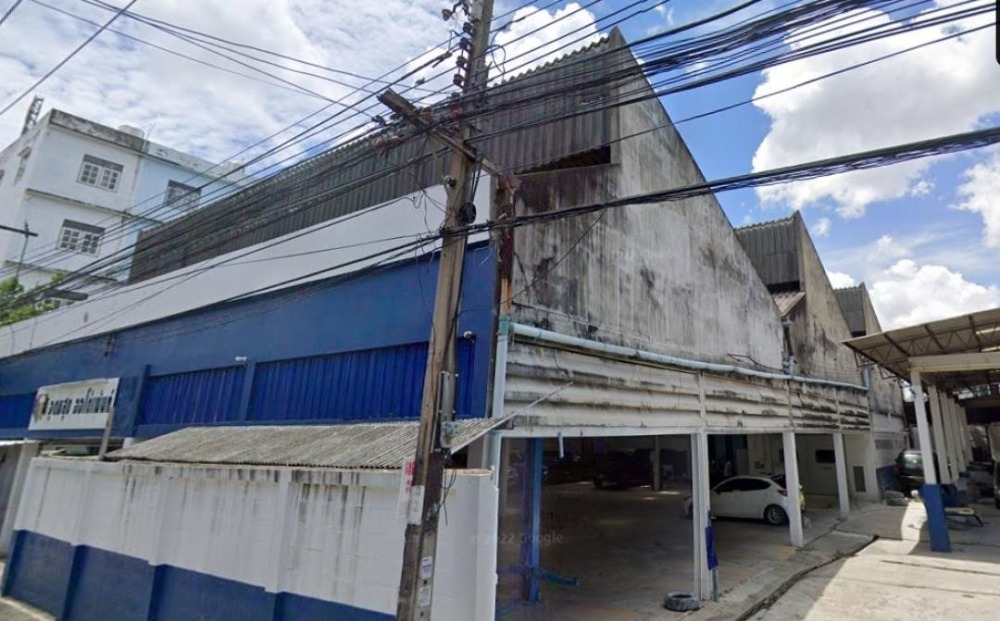 For RentWarehouseOnnut, Udomsuk : L2 Warehouse for rent, area 1200 sq m, Soi Udomsuk 51, near Sri Udom BTS station.