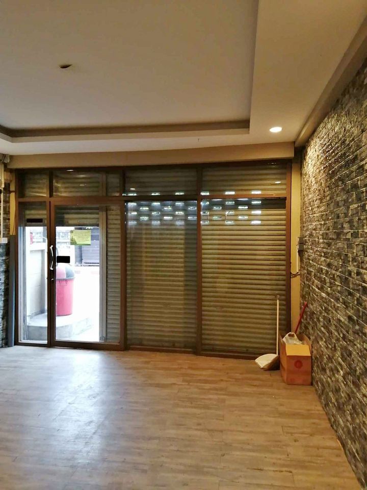 For RentTownhouseOnnut, Udomsuk : 2-storey townhouse, good location, next to the road for rent, in the Wachiratham Sathit-Sukhumvit area, near True Digital Park, only 2.4 km.