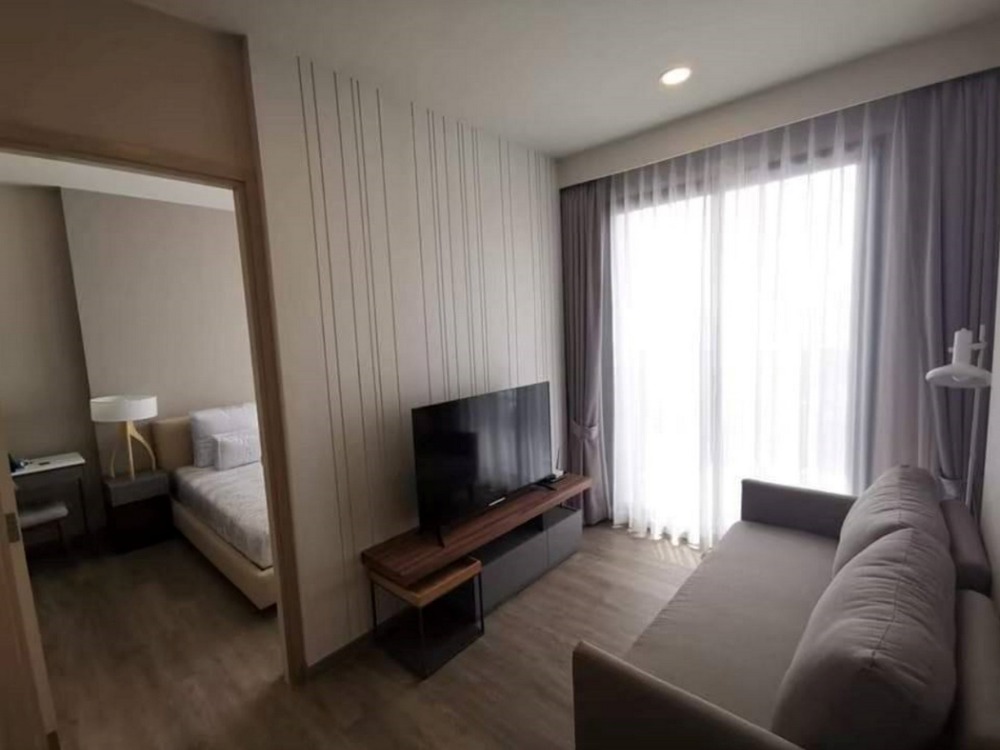 For RentCondoSriracha Laem Chabang Ban Bueng : Tel. 081-553-1623 For Rent Condo Keen Centre​ Sriracha @Robinson Sriracha, 41 sq.m 1Bed 26th floor Sea View, New Room, Fully furnished