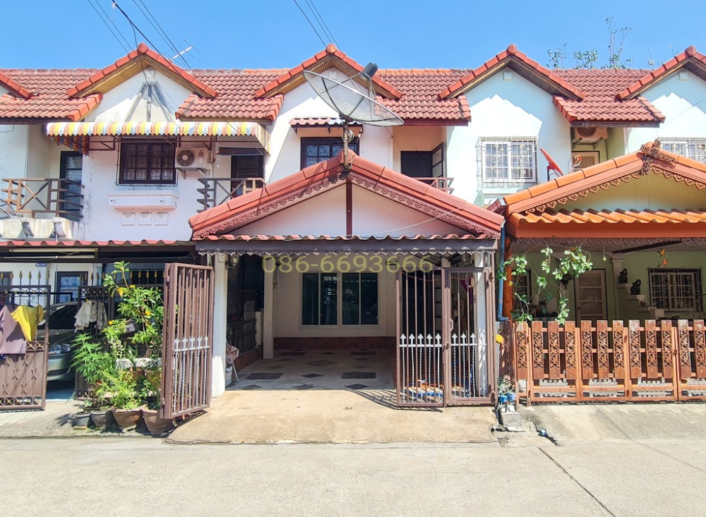 For SaleTownhouseNonthaburi, Bang Yai, Bangbuathong : 2 storey townhouse for sale, Nakhon Thong Park View 2