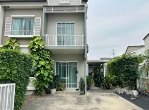 ขายบ้านสมุทรปราการ สำโรง : BB97 ขายบ้านแฝด หมู่บ้านเดอะวิลเลจ บางนา-วงแหวาน 2 กม. 10