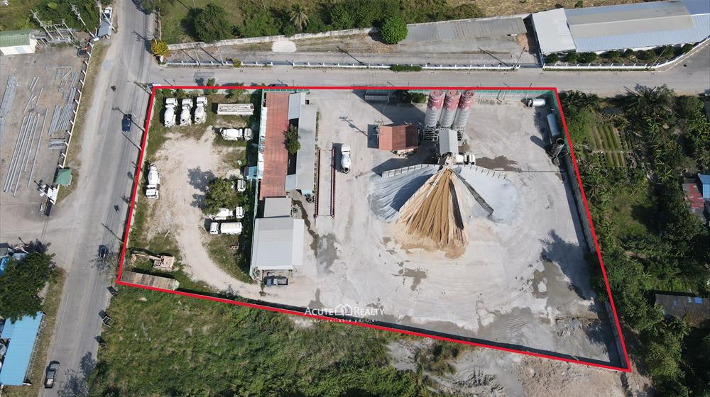 For SaleLandSriracha Laem Chabang Ban Bueng : Land for sale with ready-mixed concrete factory business, Sriracha location, Pinthong Industrial Estate 1, Chonburi Province