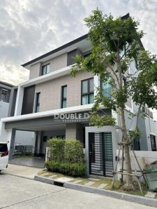 ขายบ้านลาดพร้าว101 แฮปปี้แลนด์ : เดอะ ซิตี้ เอกมัย - ลาดพร้าว 4 ห้องนอน ราคา 21.9 ล้านบาท Tel : 082-626-8246