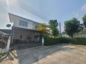 For SaleHouseRama5, Ratchapruek, Bangkruai : House for sale, behind the corner, 51.7 square wah,  Life Bangkok Boulevard Ratchaphruek-Rama 5  Surrounding the house is a shady garden suitable for large families.  Near Nakhon In Road, Ratchaphruek Road, convenient to