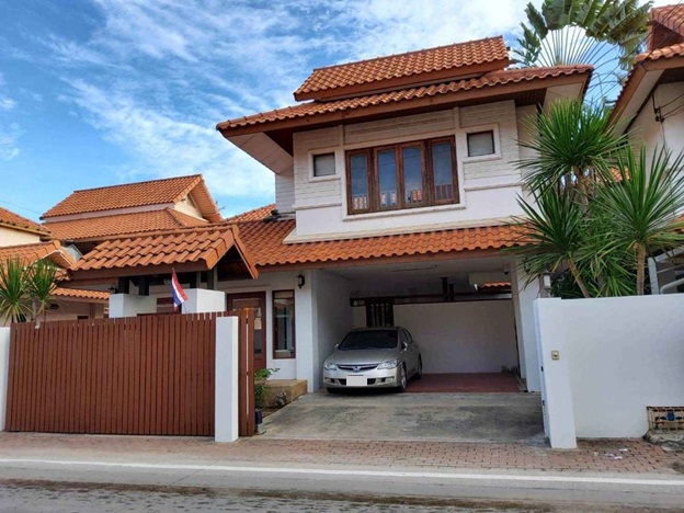 For RentHouseRama5, Ratchapruek, Bangkruai : For Rent, 2-story detached house for rent, very beautiful house, resort style, village, Baan Oun, Bang Yai, Kanchanaphisek Road. Partially furnished, 3 air conditioners, residential use only. Can raise animals