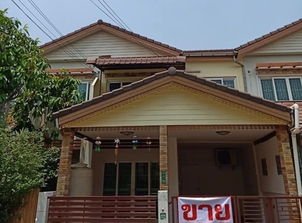 For SaleHousePathum Thani,Rangsit, Thammasat : 2-storey townhouse for sale, Pornpiman Ville Village, Rangsit, Khlong 5, Thanyaburi