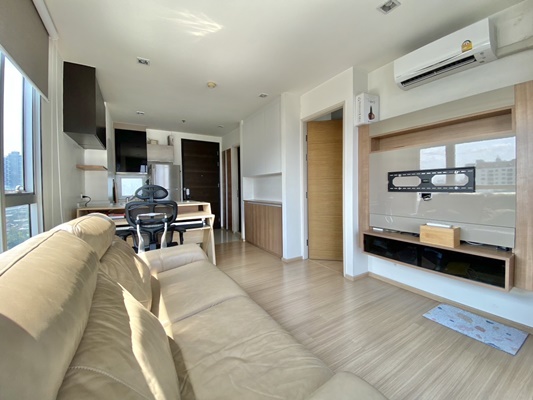 For SaleCondoOnnut, Udomsuk : Condo for sale, Rhythm Sukhumvit 50 (On Nut), size 45 sq m. 1 bed 1 bath, corner room, 9th floor, garden and city view, beautiful room, ready to move in, next to the main road, only 200 meters from BTS On Nut station