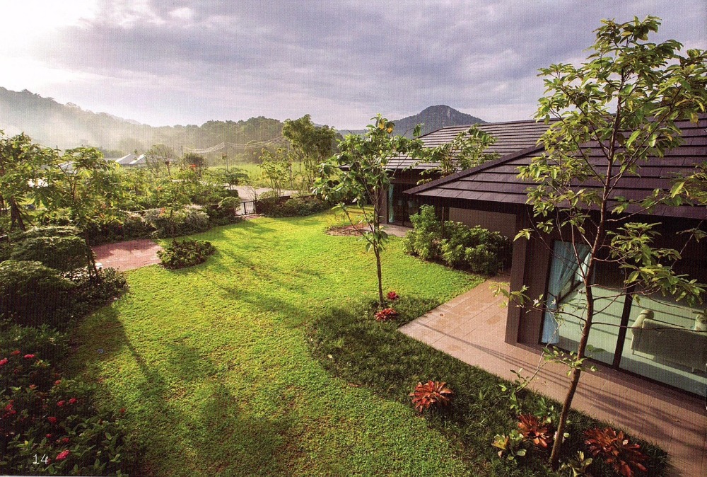 For SaleHouseSriracha Laem Chabang Ban Bueng : Land for sale / single-storey detached house, resort style, At Green project, Sriracha, a happy home for retirees And nature lovers near Bangkok, only 1 hour.
