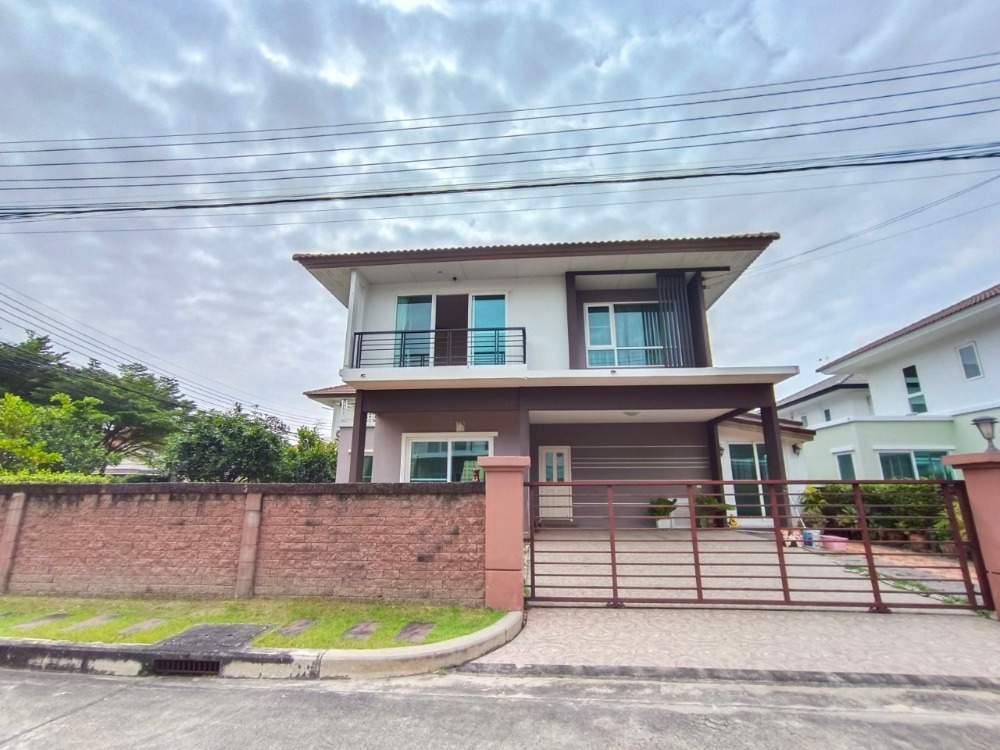 For SaleHouseMin Buri, Romklao : BB116 House for sale on the corner of Main Road, Casa Ville Ramkhamhaeng - Ring Road 1.