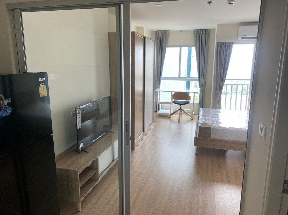 For RentCondoChaengwatana, Muangthong : For rent, a very new room, 8,500, for rent, Lumpini Ville Chaengwattana-Pak Kret Station.