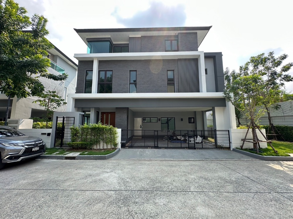 For SaleHouseLadprao101, Happy Land, The Mall Bang Kapi : Urgent sale The City Ekkamai-Lat Phrao, detached house, 4 bedrooms, 52.4 sq m, 21.9 million, 096-651-4465 Preaw.