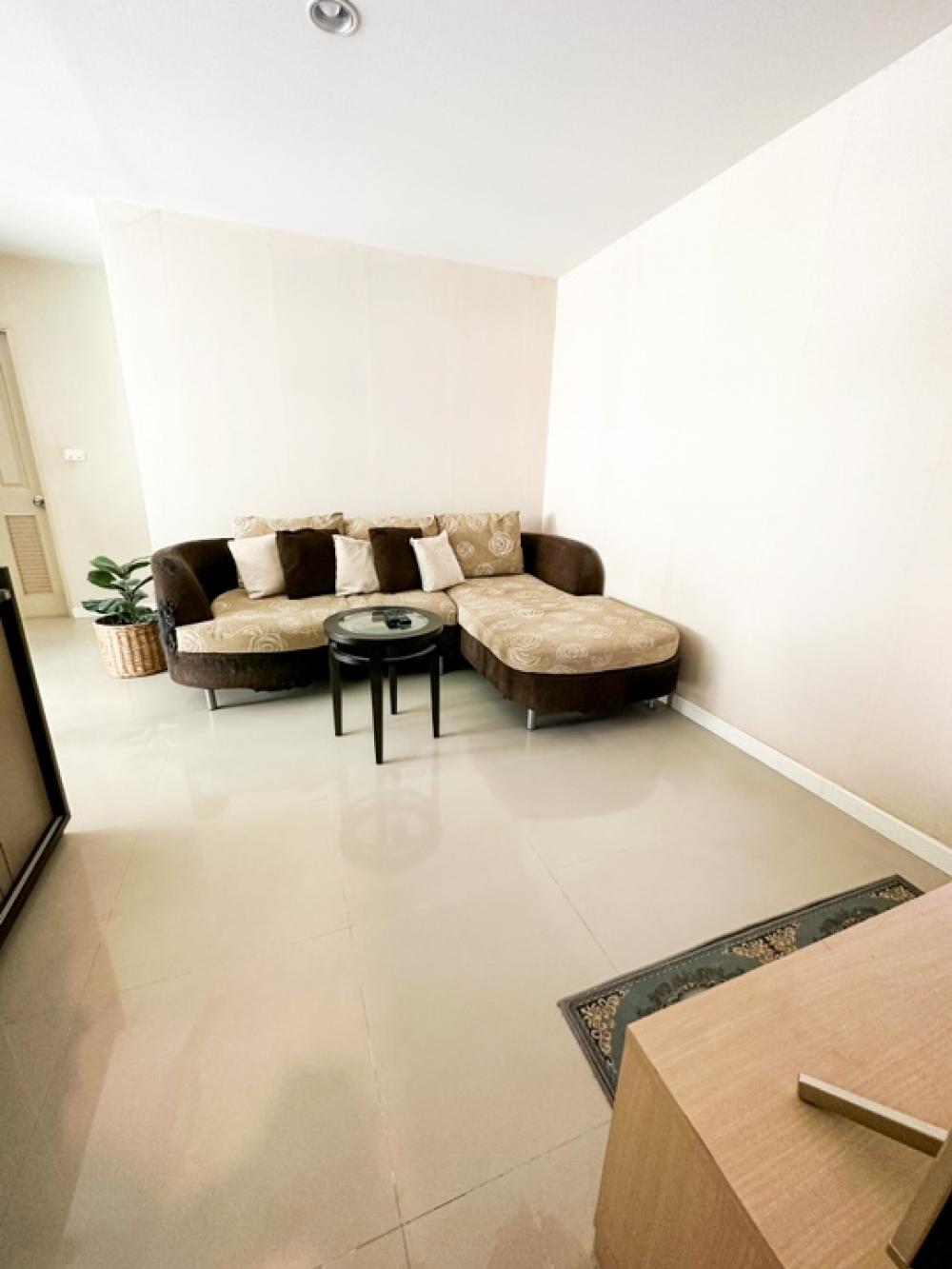 For SaleCondoThaphra, Talat Phlu, Wutthakat : The owner sells by himself!!! Metro Park Sathorn Condo, 2 bedrooms, size 56.82 sq m, near BTS Wutthakat