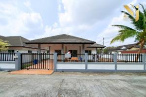 For SaleHousePattaya, Bangsaen, Chonburi : 🏡 One-storey detached house with large area