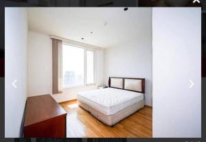 For SaleCondoSathorn, Narathiwat : The Empire Place for sale, beautiful room, high floor, sold with furniture