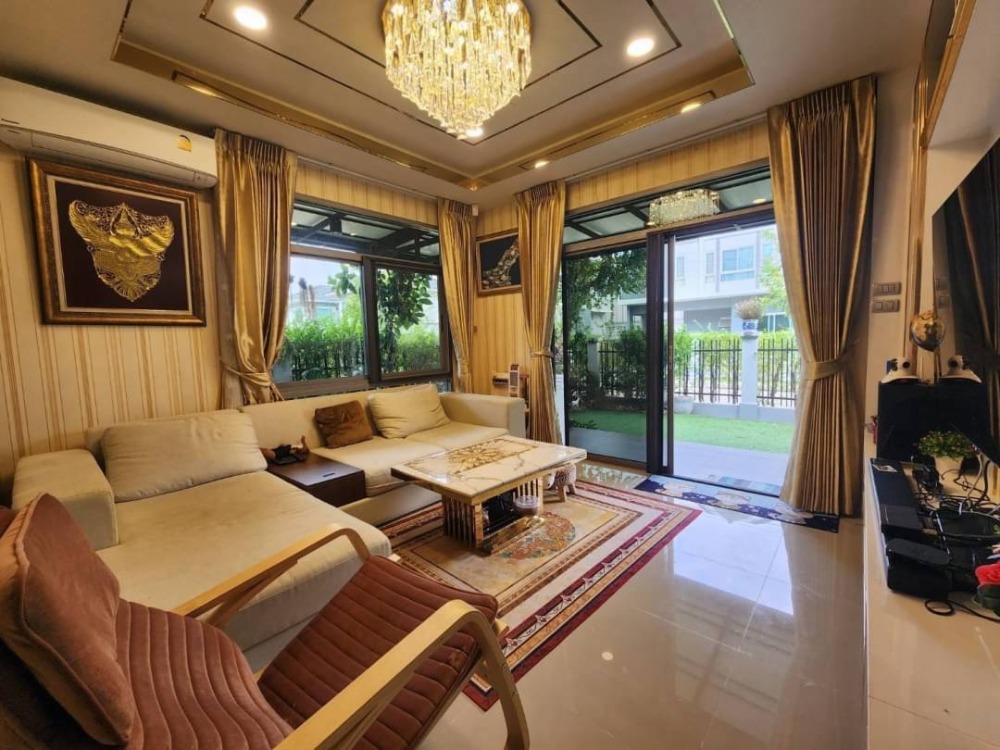 For RentHouseLadkrabang, Suwannaphum Airport : SL23R-002 House for Rent Perfect Place Sukhumvit 77 Suvarnabhumi, 4 bedroom 215 sqm Fully-Furnished Near Onnut, Srinakarin, Prawet, Lad Krabang, Pattanakarn