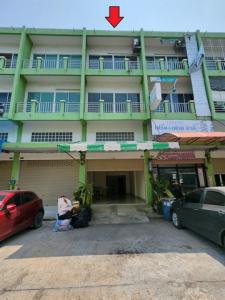 For SaleShophouseRama 8, Samsen, Ratchawat : Selling a 3 and a half storey commercial building, Soi Thian Talay 20, tiled on every floor, road width 18 meters, suitable for opening a trading company