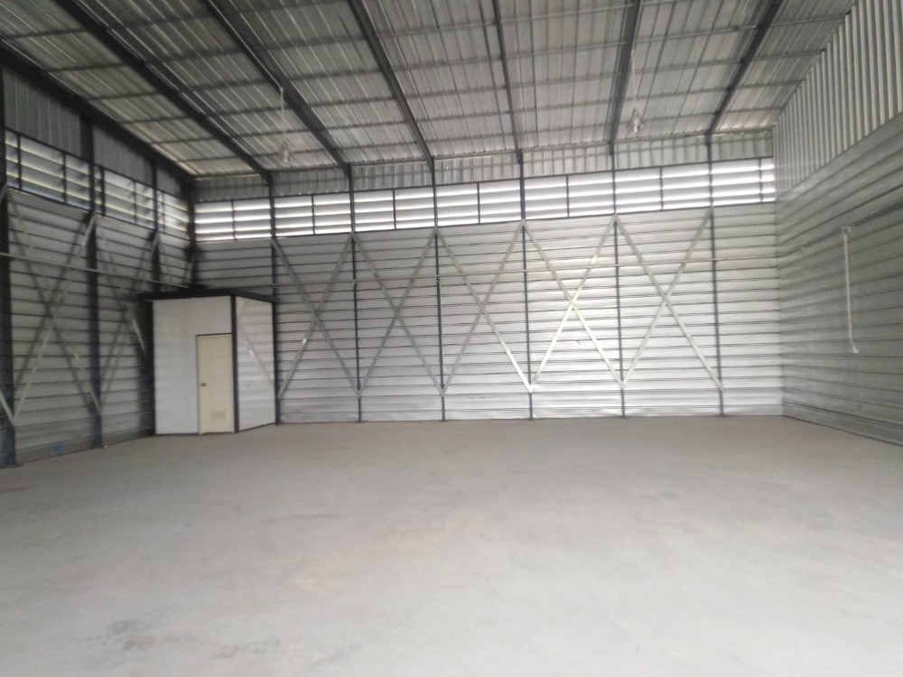 For RentWarehouseRathburana, Suksawat : Warehouse for rent Pracha Uthit 33 Intersection 35 Line through Soi Suksawat 64