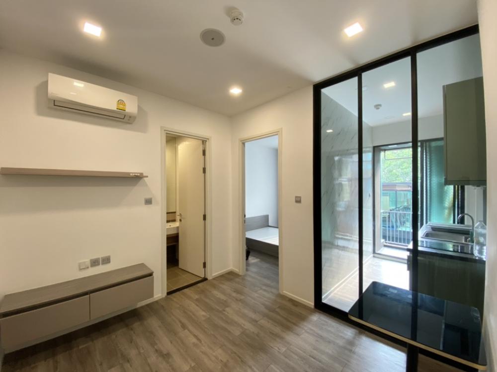 ขายคอนโดรัชดา ห้วยขวาง : 🏙LK409 ขายด่วน‼️คอนโด Brown Condo Ratchada 32 พื้นที่ 29.73 ตร.ม. ชั้น 4 วิวสระ ห้องแรร์ ไทป์นี้มีไม่กี่ยูนิต ทำเลดีรีบเลยจ้าา - เพียง 2.39 ล้าน🔥✨