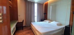 For SaleCondoSukhumvit, Asoke, Thonglor : Condo for sale, The address Sukhumvit 28, price 8.86 minus code S3340.