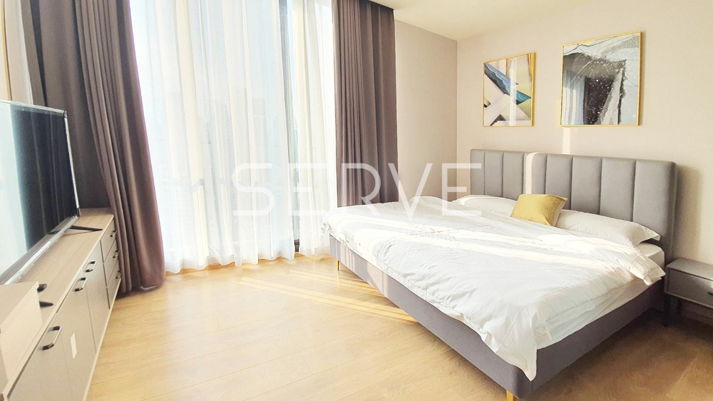 For RentCondoSukhumvit, Asoke, Thonglor : 🔥🔥Studio with partition Unit at New Condo in Phrom Phong Area Close to BTS Phrom Phong at Noble Around 33 Condo / Condo For Rent