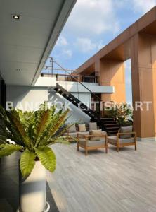 For SaleCondoLadprao, Central Ladprao : PENTHOUSE on the roof with The issara ladprao project, 4 bedrooms, 5 bathrooms, 542 sq m, 150 million baht Tel 0939256422 (G)