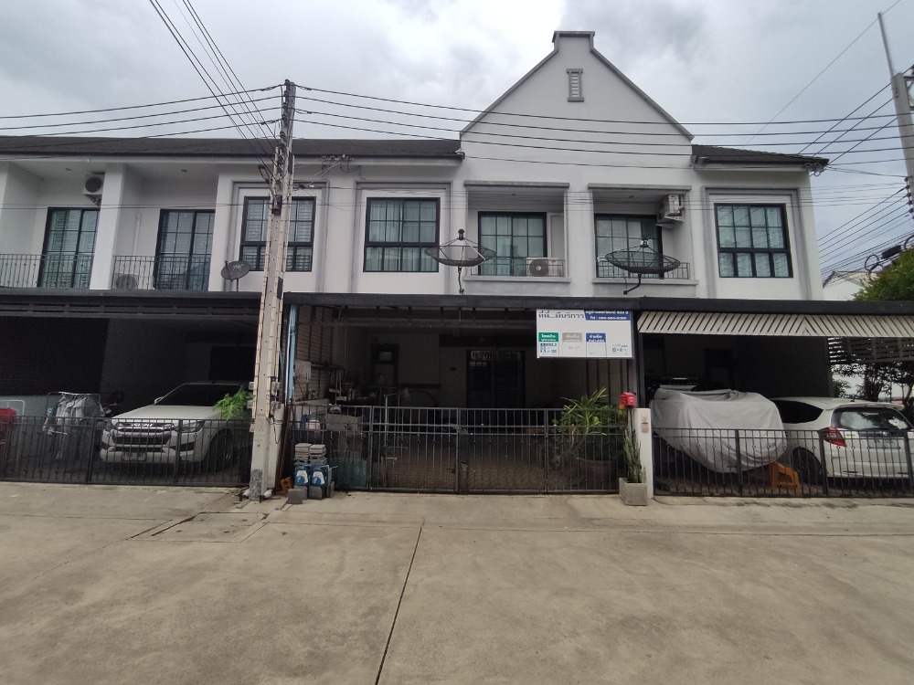 For SaleTownhouseRayong : European style luxury Townhome !!! Townhome for sale 2 storey 20.9 sq.wah , Kent Valley Village , Bowin , Mabyangphon , Pluak Daeng , Rayong
