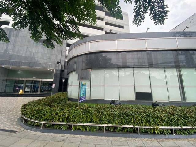 For RentShowroomOnnut, Udomsuk : BS1121 Building space for rent, 576 sq m., with mezzanine floor Next to Sukhumvit 71 Road, suitable for office, showroom, clinic