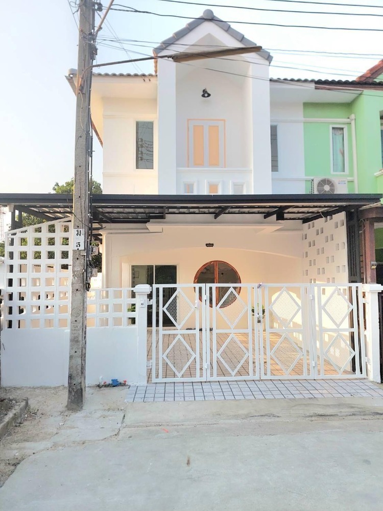 For SaleTownhouseNawamin, Ramindra : 2-storey townhouse, Hathairat, Khlong Sam Wa, along Khlong Song, Min Buri, Khubon, Phraya Suren, Sai Mai, new renovated house, ready to move in Convenient transportation near Makro, Lotus, Big C