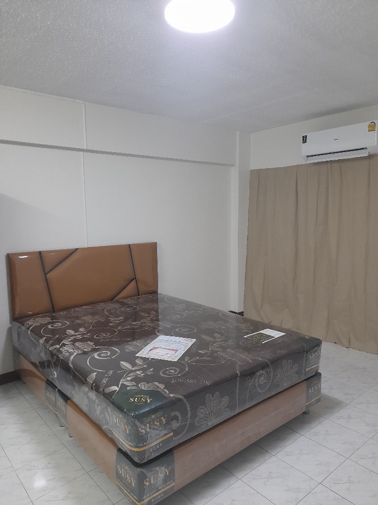 For RentCondoPinklao, Charansanitwong : Condo for rent near Makro Charan BTS station