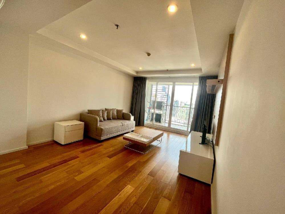 For RentCondoNana, North Nana,Sukhumvit13, Soi Nana : Rent 3 bedrooms 55,000 baht