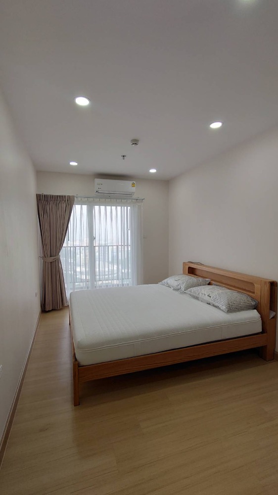 For RentCondoRamkhamhaeng, Hua Mak : For rent, Supalai Veranda Ramkhamhaeng, size 43 sq m, Building B, 27th floor, fully furnished and electrical appliances, ready to move in.