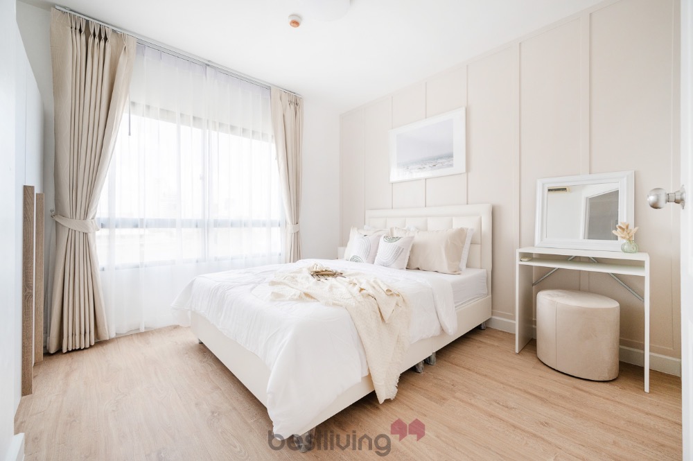 For SaleCondoRatchadapisek, Huaikwang, Suttisan : 𝟲𝟮𝟰 𝗖𝗼𝗻𝗱𝗼𝗹𝗲𝘁𝘁𝗲  # Ratchada 36 | Installments start 𝟔,𝐱𝐱𝐱 | Spacious living room - next to the balcony | Near Phahol 24 / Ladprao | Beautiful room, ready to move in, free of all items.