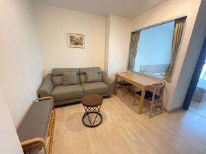 For RentCondoRatchadapisek, Huaikwang, Suttisan : Hot 🔥 For Rent 🏢 Rhythm Ratchada 🏢 15,000 Baht/month