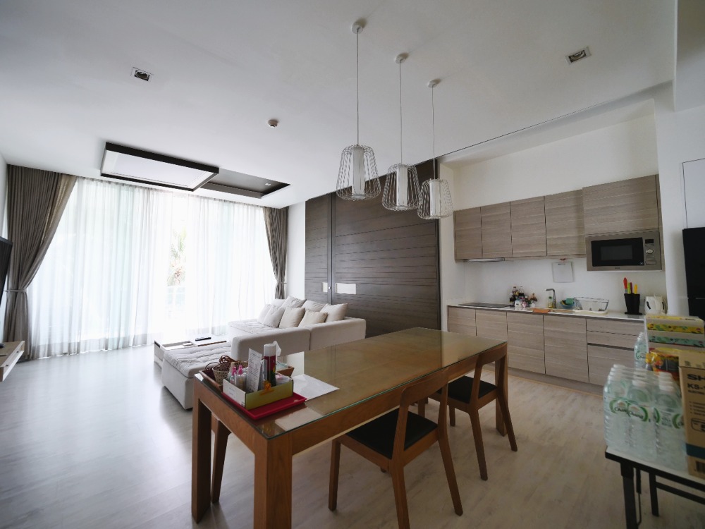 For SaleCondoHuahin, Prachuap Khiri Khan, Pran Buri : Give yourself an opportunity to live luxury and privacy in HuaHin! Sales Ocas Hua Hin Condominium. A marvelous place on potential location near Hua Hin beach and Only 1 minute away from the airport!!