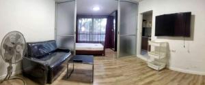 For RentCondoLadkrabang, Suwannaphum Airport : For rent, D Condo On Nut, Rama 9, Building B, 1st floor, project view, size 29.95 sq m., price 7,000 baht.