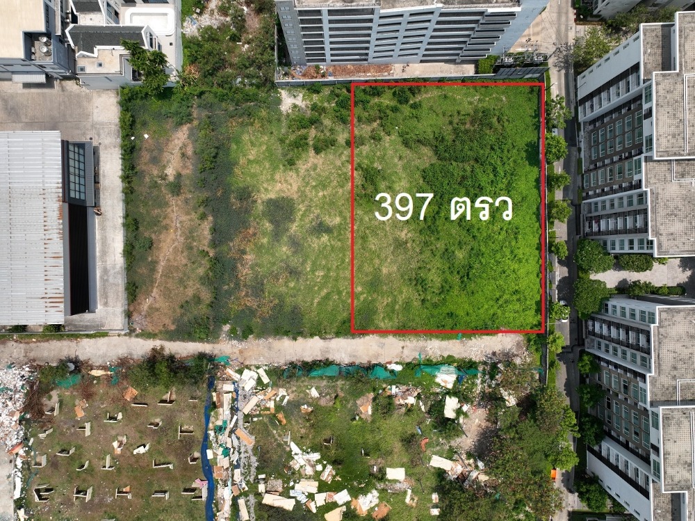 For SaleLandPattanakan, Srinakarin : Land for sale almost 1 rai near Seacon Square, Paradise Park!! Near the MRT Yellow Line, near Srinakarin, through Sukhumvit Road, On Nut, Wachiratham Sathit The most special price!!!