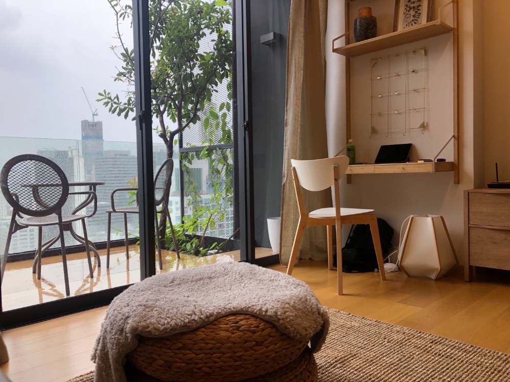For SaleCondoSukhumvit, Asoke, Thonglor : High floor, city view, very cheap sale!!! Siamese Exclusive Sukhumvit 31