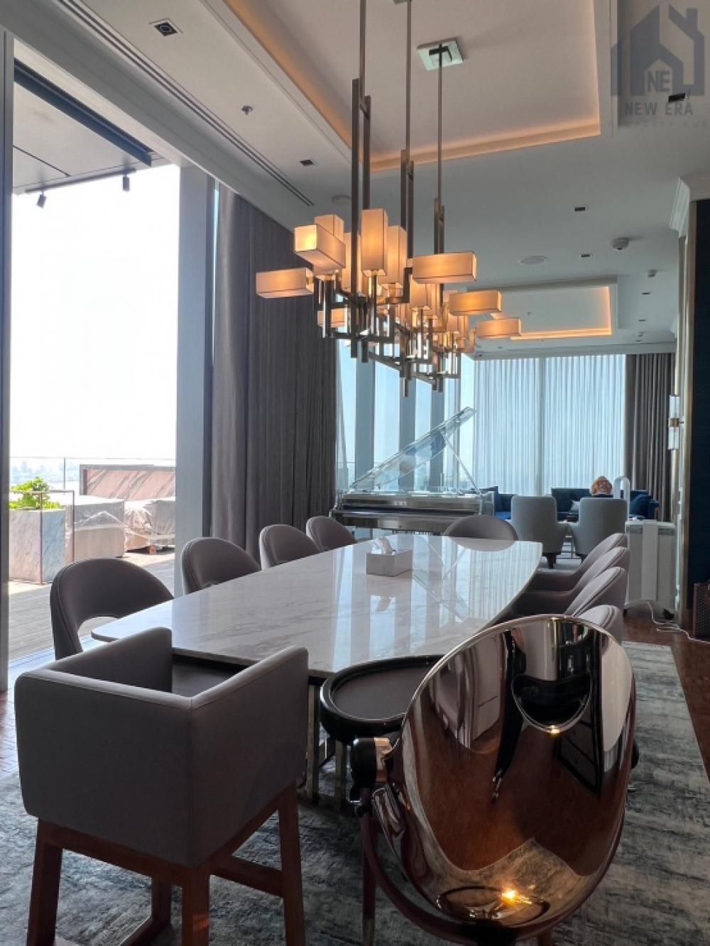 For SaleCondoSathorn, Narathiwat : The Ritz Carlton Residences Bangkok**LANDMARK OF THAILAND**📌Limited offer📌Branded Residence Fully Furnished Luxury Brand