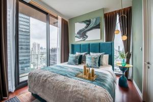 For RentCondoSukhumvit, Asoke, Thonglor : KHUN by YOO for rent and sale, beautiful room, high ceiling, good view, this room is just popular. If anybody is interested, hurry up.